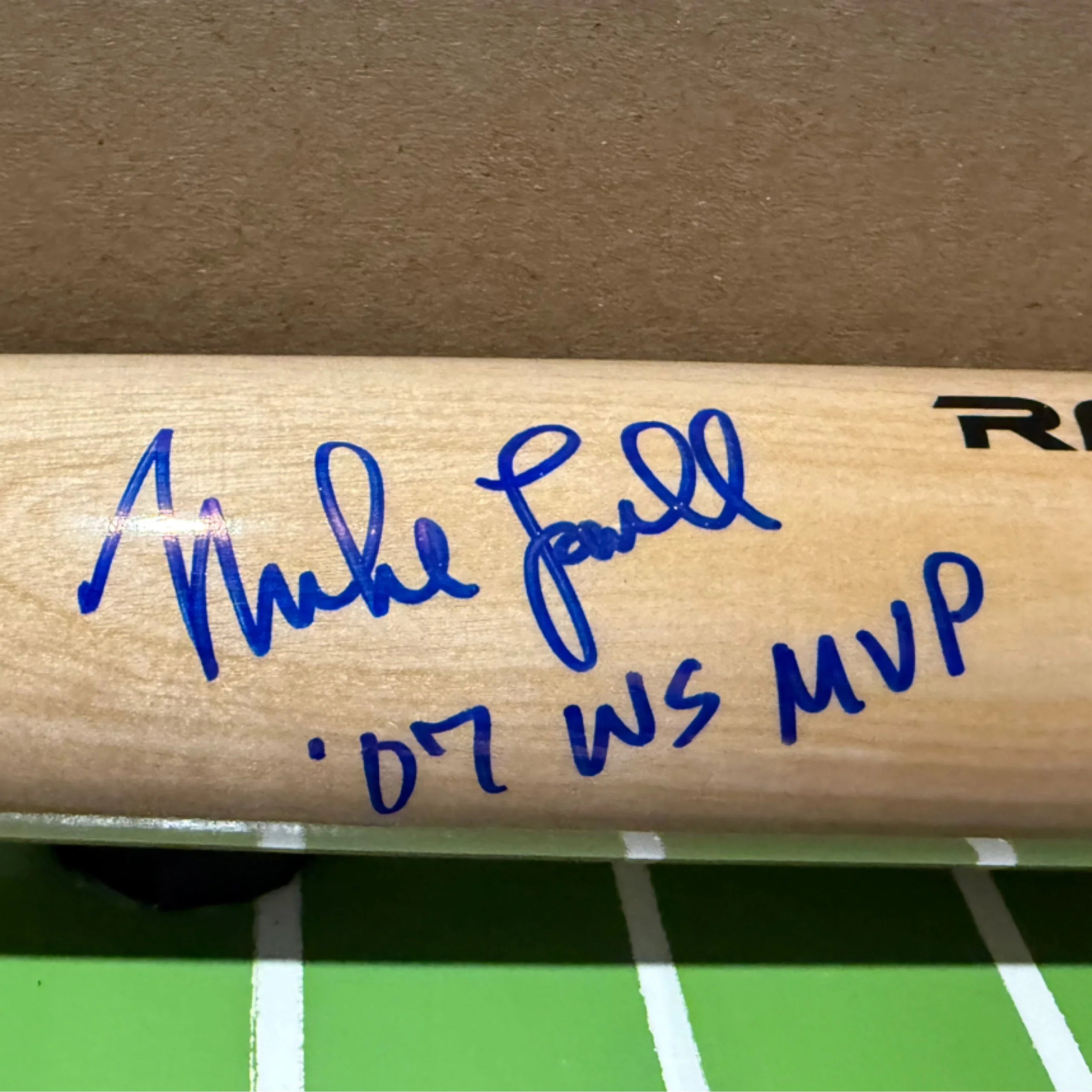 Mike Lowell "07 WS MVP" Autographed Rawlings Pro Bat (JSA)